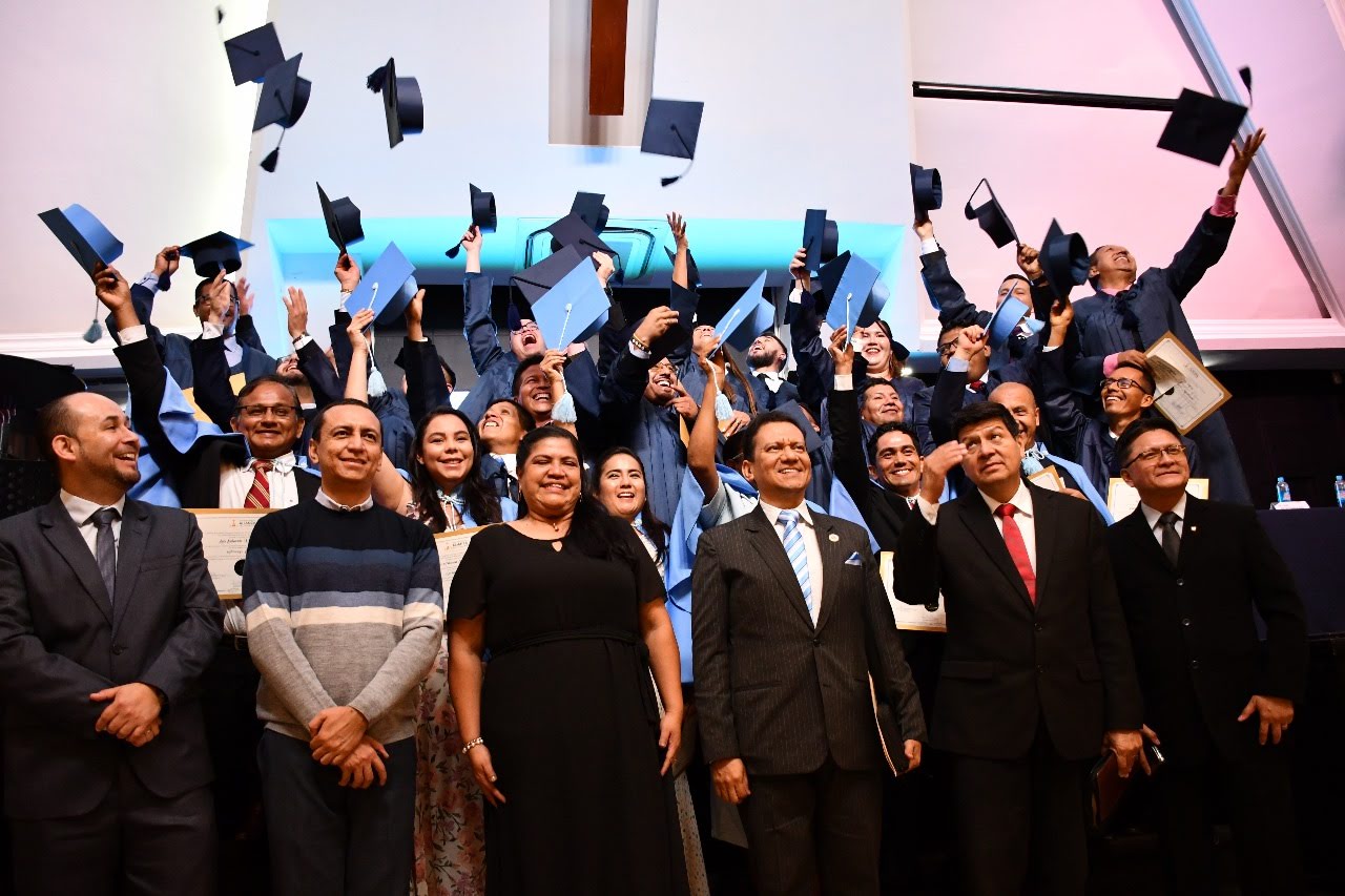 Graduación P.52